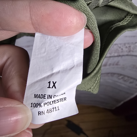 OPHELIA ROE OLIVE GREEN BLOUSE With CAMI Ruffles WOMENS SIZE 1X - Picture 5 of 6